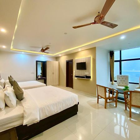 Hotel Kavita Palace Lansdowne Ngoại thất bức ảnh