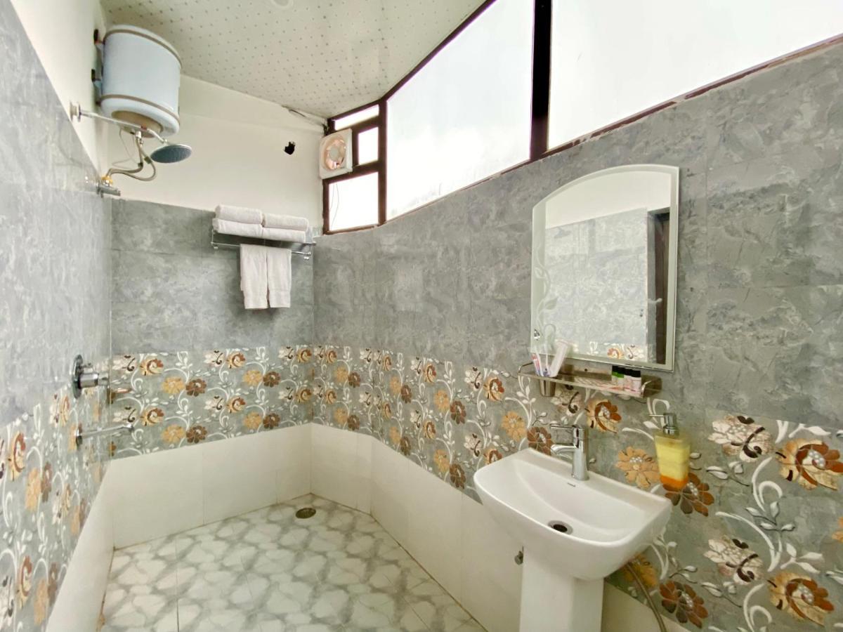 Hotel Kavita Palace Lansdowne Ngoại thất bức ảnh