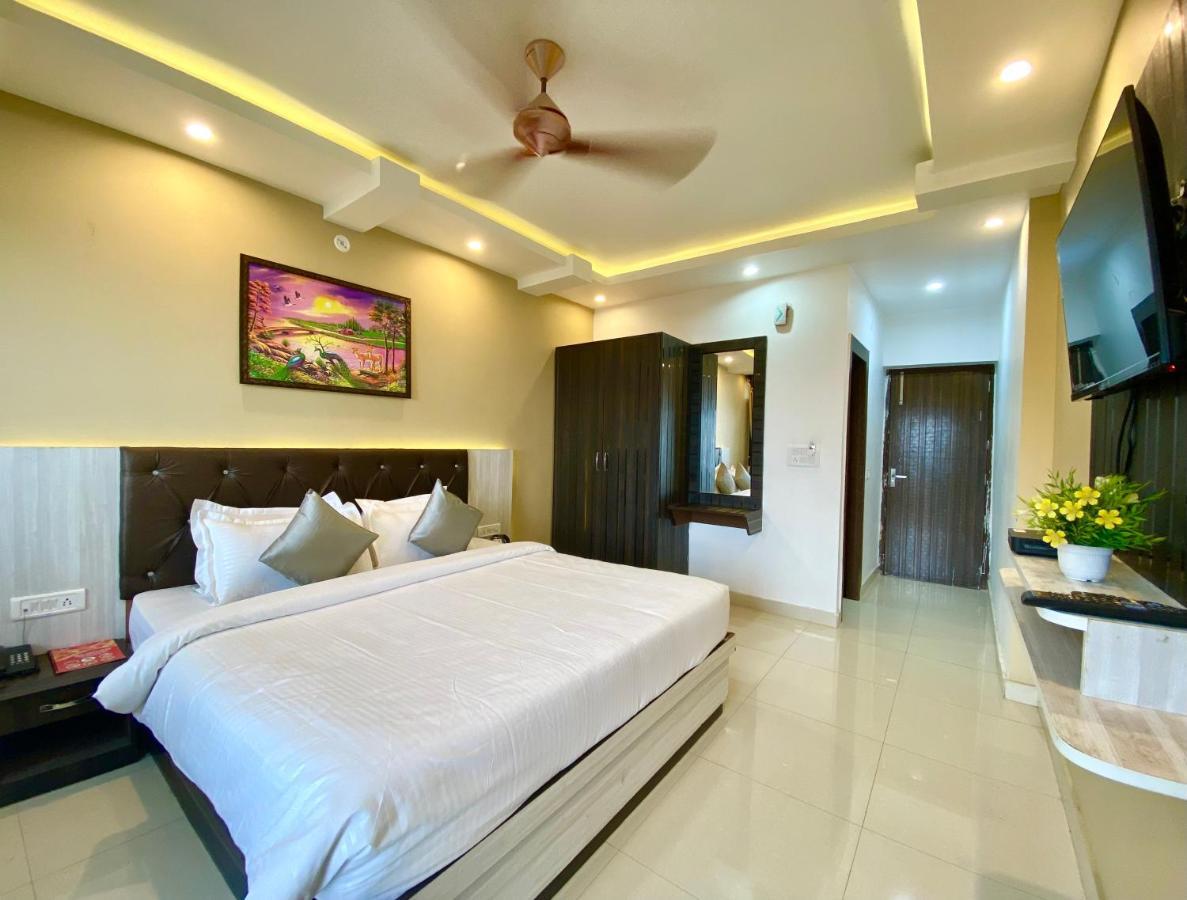 Hotel Kavita Palace Lansdowne Ngoại thất bức ảnh