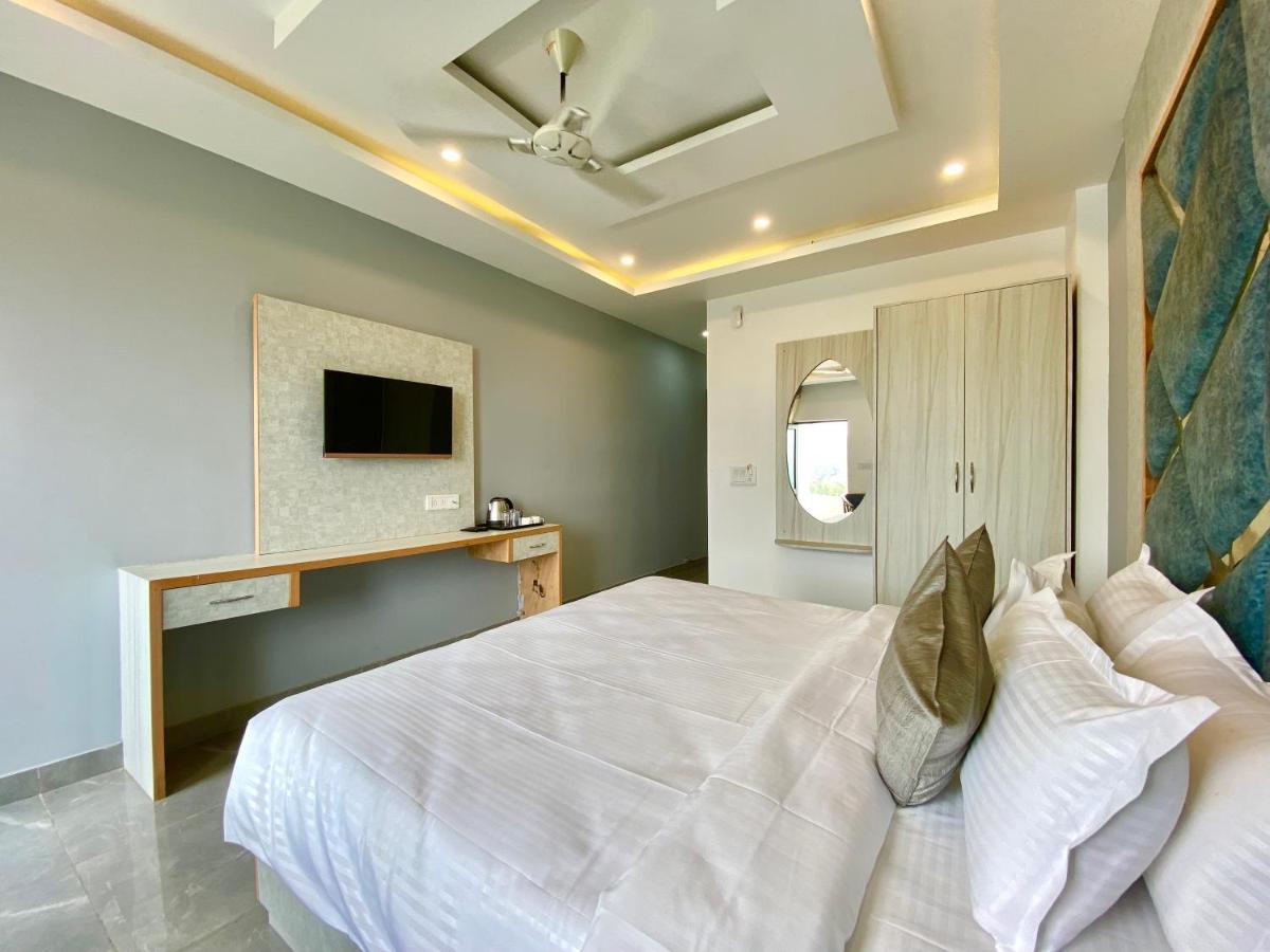 Hotel Kavita Palace Lansdowne Ngoại thất bức ảnh